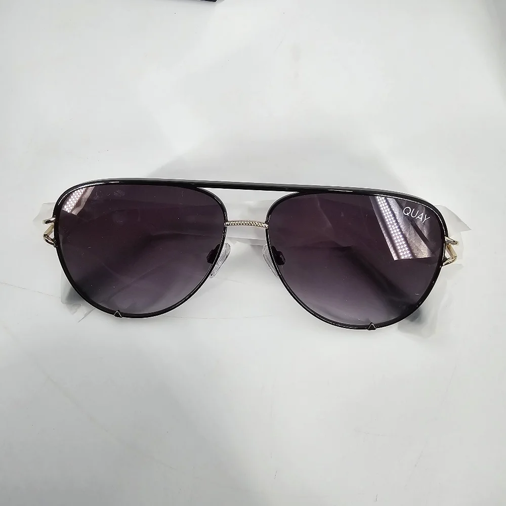 QUAY Gift Box Set 3 Pairs Sunglasses in Box NEW